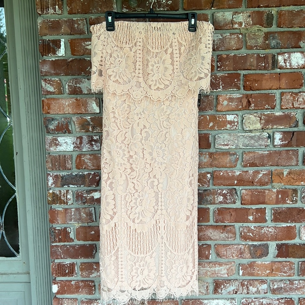 Lulu's NWT strapless lace dress size M - Picture 2 of 10